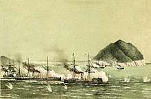 Gravure d'un combat naval : navires à vapeur canonnant devant une côte montagneuse, gerbes d'eau